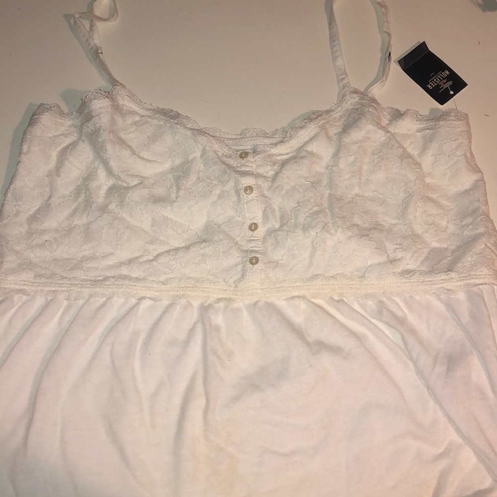 LACE hollister cami 🥰